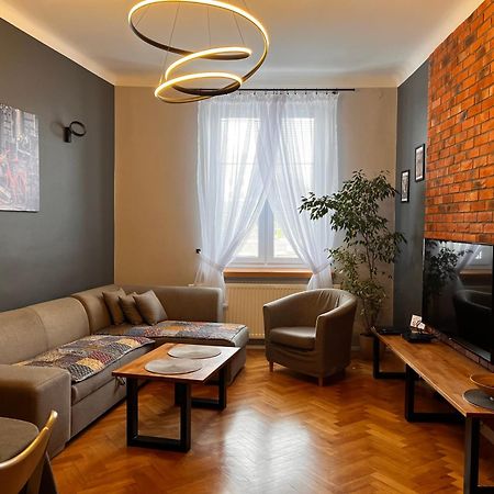 Zamkowy Apartament ลูบลิน ภายนอก รูปภาพ