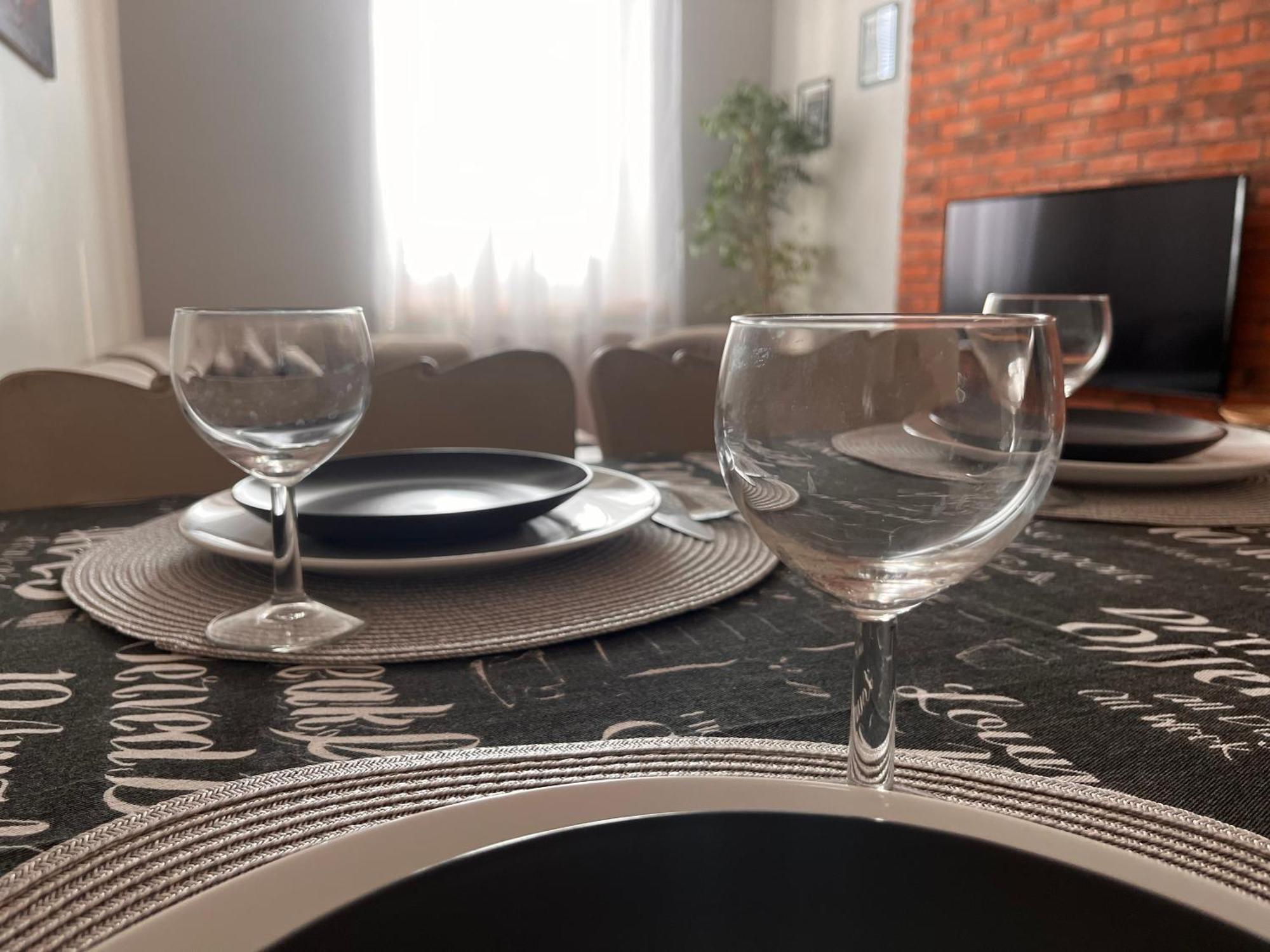 Zamkowy Apartament ลูบลิน ภายนอก รูปภาพ